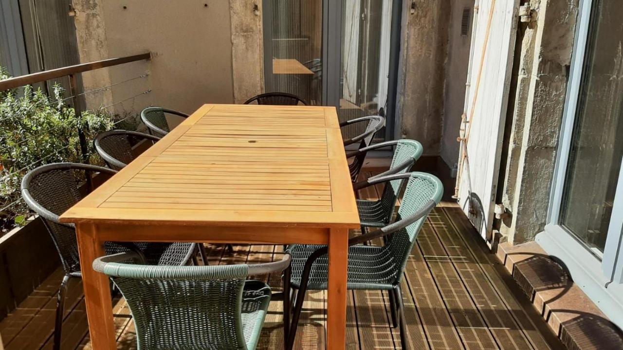 Le Selamat, Logis Xxl Au Calme Avec Terrasse Carcassonne Bagian luar foto